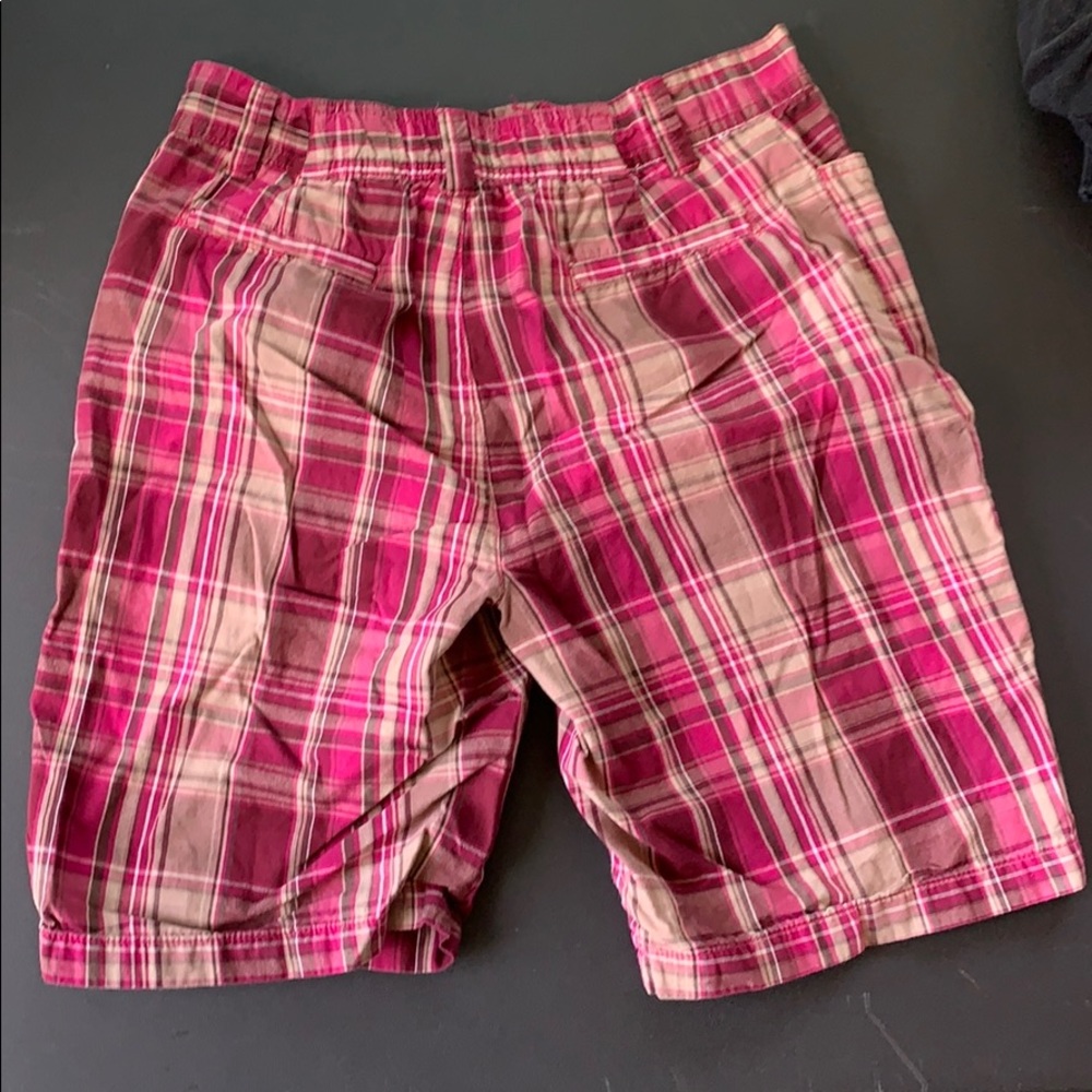 Shorts - Picture 2 of 4